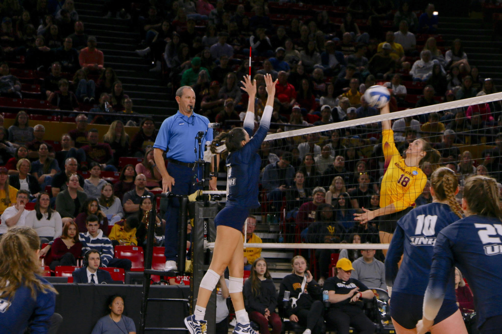 ncaa tournament — eyes on the ball